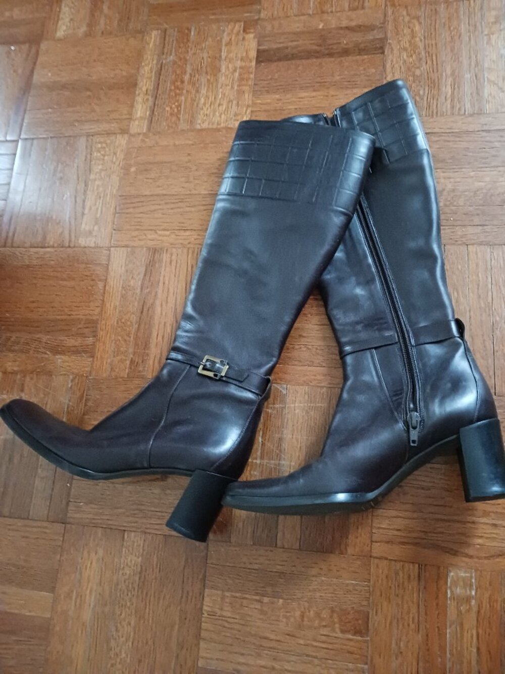 Paloma brown knee-high leather boots..(made in Italy)🇮🇹